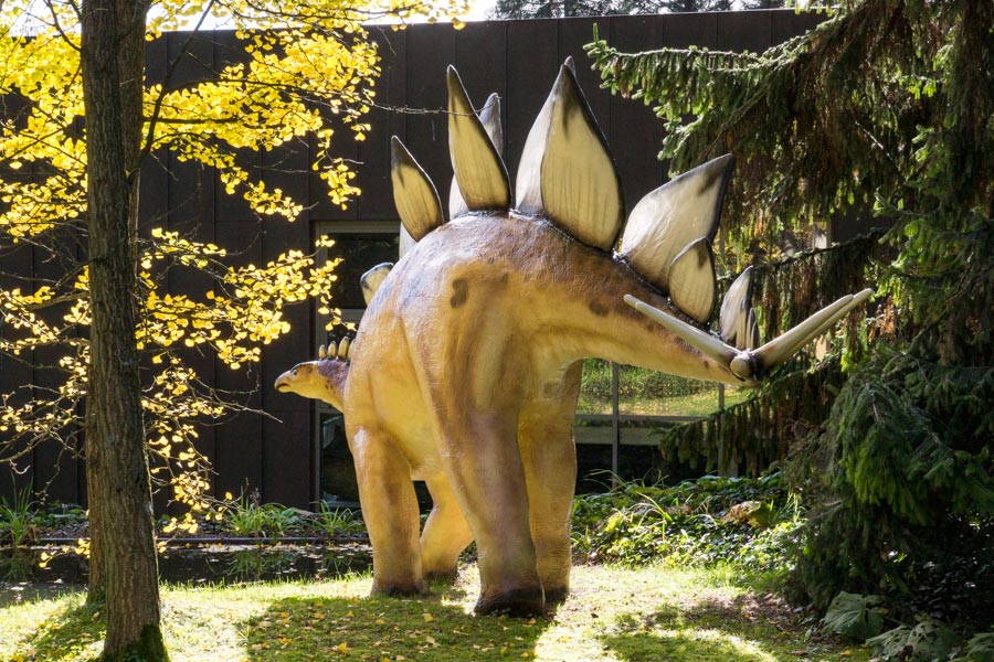 Ausflug mit Kindern in den Dinopark im Urweltmuseum